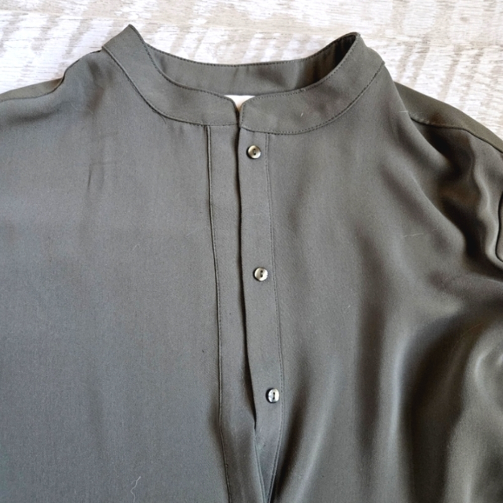Elie Tahari No Collar Tunic Blouse - Picture 8 of 13